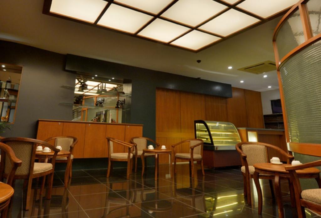 เอเชียน่า โฮเต็ล Hotel โกตาคินาบาลู ภายนอก รูปภาพ